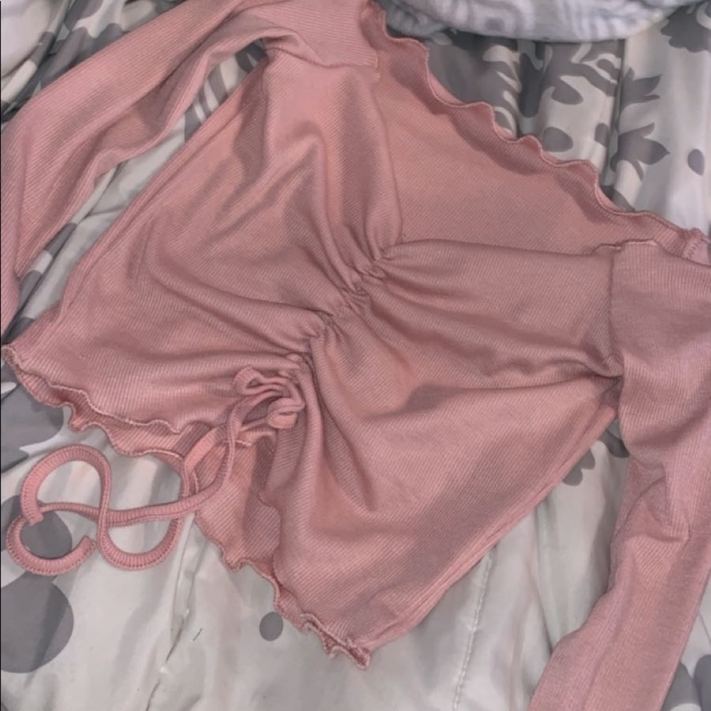crop off the shoulder shirt